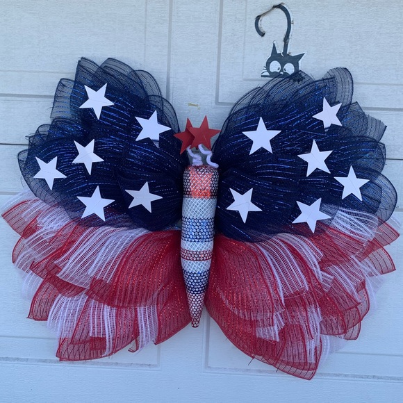 OOAK Patriotic Butterfly Wreath / your choice of center - Picture 2 of 5
